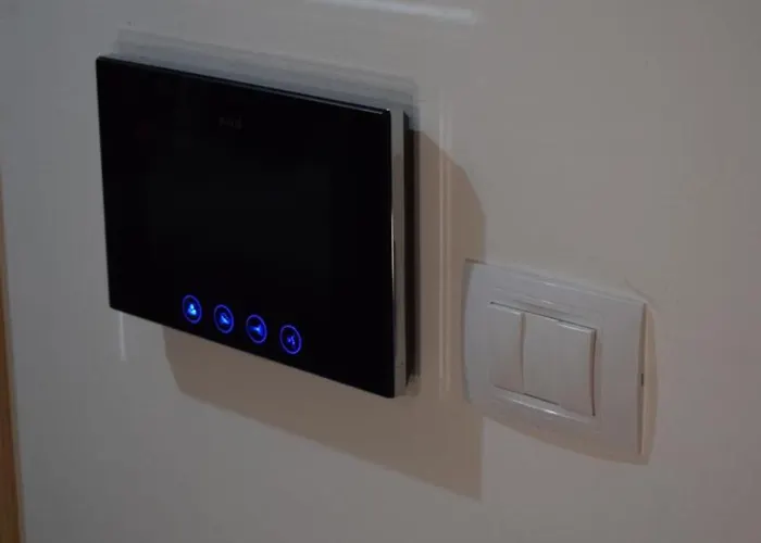 Gabriela & Marjan Luxury Self Check-in Flatiron *